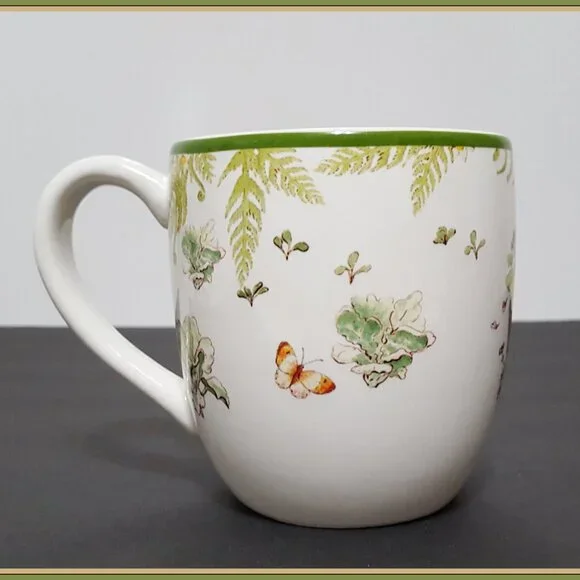 NEW RARE Pottery Barn Beatrix Potter Peter Rabbit Stoneware Mug 21 OZ Stoneware - Picture 3 of 6